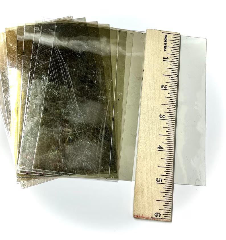 Clear stove mica.
10 pack 3” X 5”.